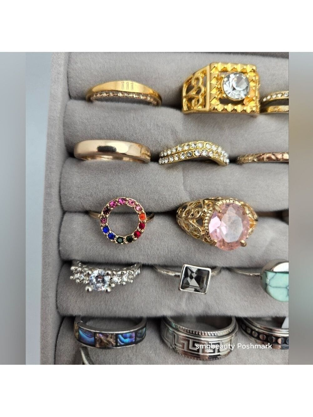 Lot of 35 Assorted Rings Mixed Sizes & Colors Fashion Jewelry - Picture 3 of 13